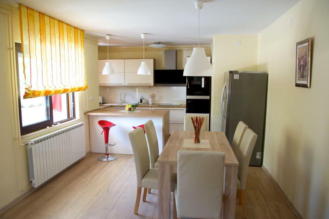 Apartments Polenta Rovinj Exterior photo